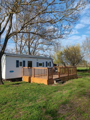 Mobilhome cosy au calme de la campagne